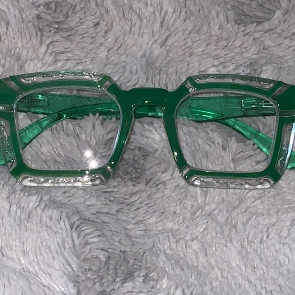 3$🌟Green Geometric Glasses
